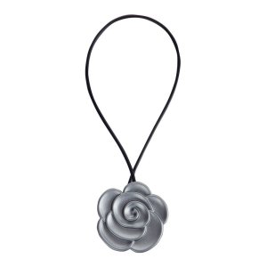 Podpięcie z magnesem do zasłon - kwiatek stal