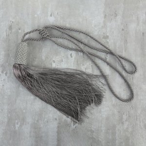 RUSTYKALNY CHWOST DO PODPIĘCIA ZASŁON ~ SZNUR Z CHWOSTEM DEKORACYJNYM ~ SC/LARA ~ SZARY
