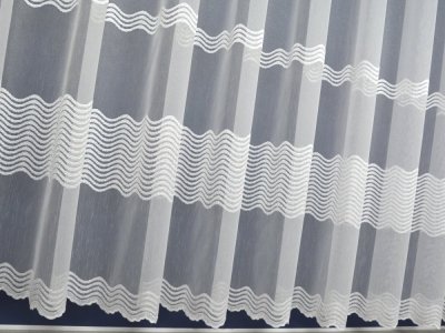 ELEGANCKA I NOWOCZESNA FIRANA NABŁYSZCZANA ~ ADEN HAFTOWANY ~ "KORTEZ" BIEL ~ 290