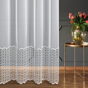 elegancka firana z gipiurą d&oacute;ł 295 cm