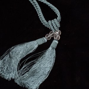 CHWOST DO ZASŁON ~ PODPIĘCIE DO ZASŁON Z CHWOSTAMI I KRYSZTAŁKAMI ~ SC/SUZI ~ MIĘTA