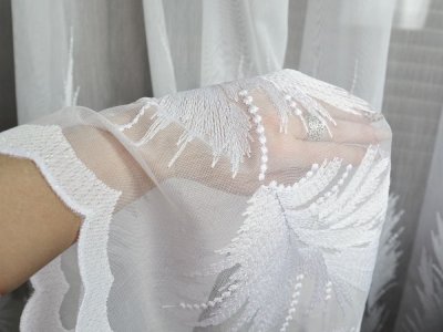 firany do salonu na wymiar forest haftowane ząbki d&oacute;ł makro