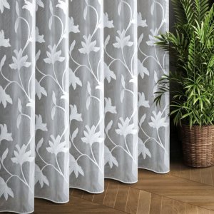 firana z markizety aden z haftem florystycznym