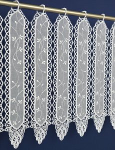 Elegancka zazdrostka z gipiurą - haftowana zazdrostka typu panelik ~ "Mefis" biel - 45 - kupon 0,40m