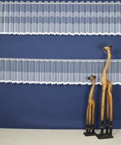 ZAZDROSTKI Z HAFTOWANEJ SIATECZKI TIULOWEJ - "PORTO" - 45 - KUPON 1,35M