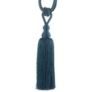 Podpięcie firan i zasłon w aranżacji okiennej &ndash; styl glamour