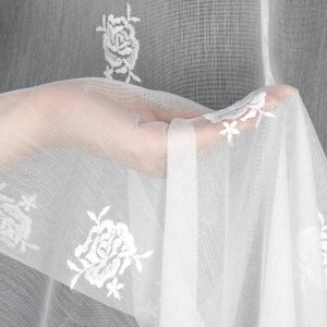 firana długa biała haftowany d&oacute;ł fala ząbki